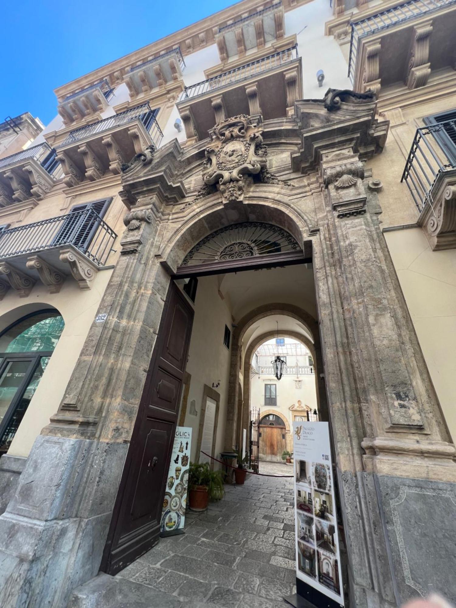 Donizetti 19 Hotel Palermo Bagian luar foto