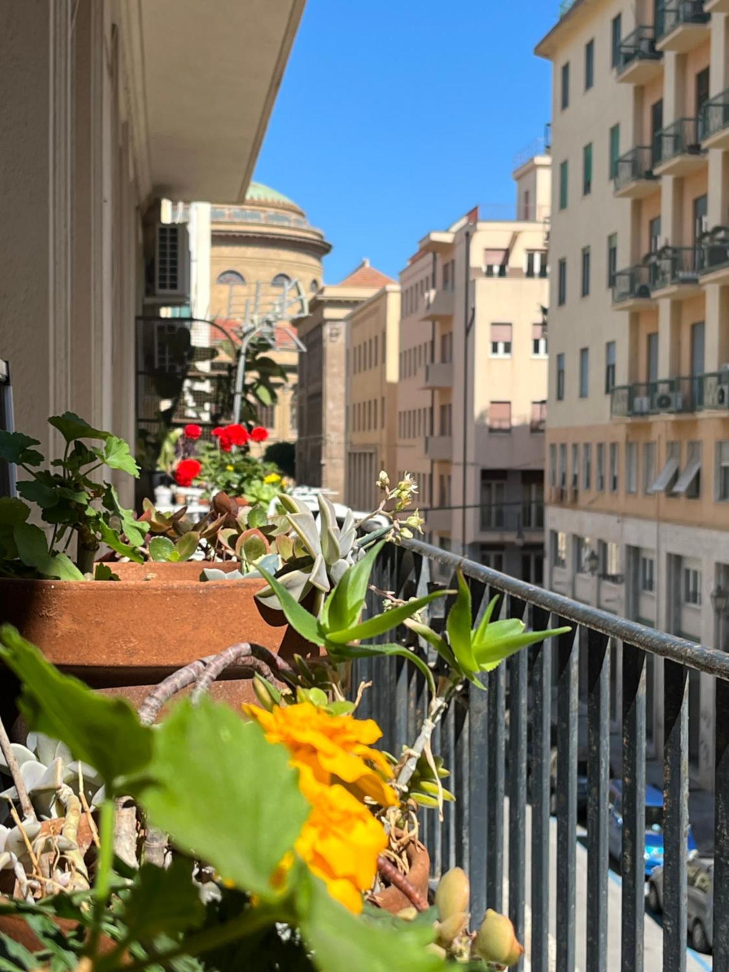Donizetti 19 Hotel Palermo Bagian luar foto
